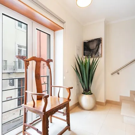 Apartamento Exquisite Townhouse For Up To 8 In Center Lisboa